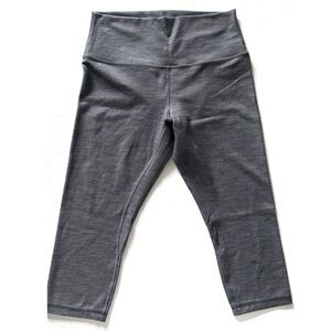 •LULULEMON• Align Crops size 10 20”